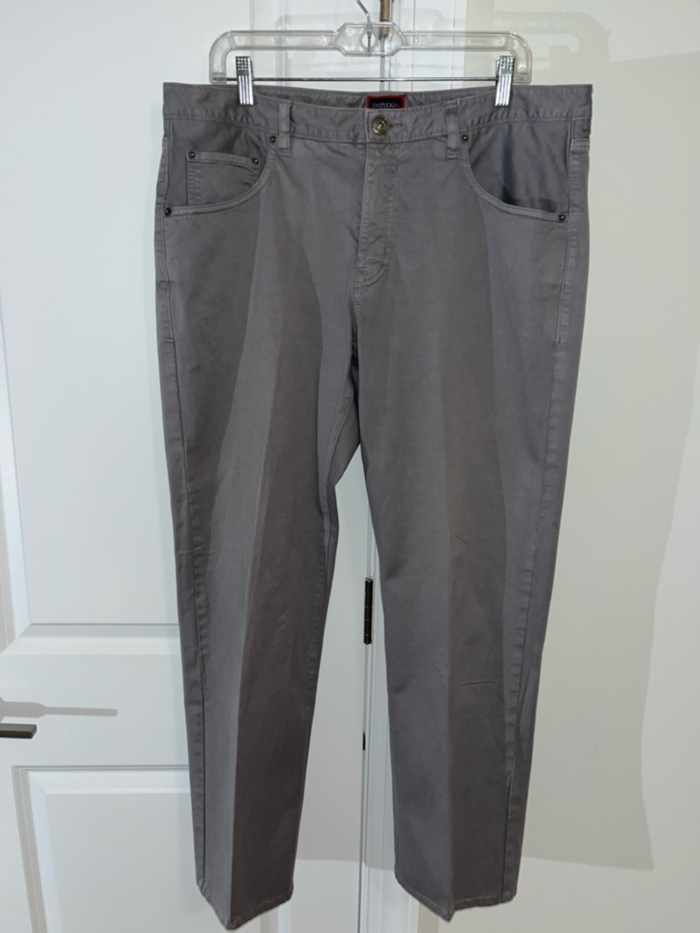 UnTuckit 5 pocket Renzo Chino Gray Cotton Blend Wrinkle Free men’s Pants Trouser